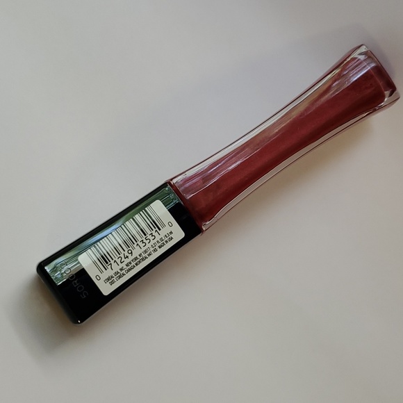 L'OREAL Paris 8 Hr Infallible Pro Gloss - 315 Rebel Red Lip Gloss - Picture 2 of 4